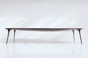 <a href="https://www.galeriegosserez.com/artistes/loellmann-valentin.html">Valentin Loellmann </a> - Steel - Table